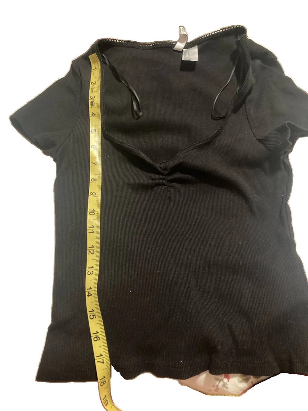 H&M Divided Black Eyelet V Neck Lace Plunge Tee Shirt Size M Short Sleeve